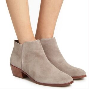 Sam Edelman women’s Petty Chelsea putty suede ankle booties
